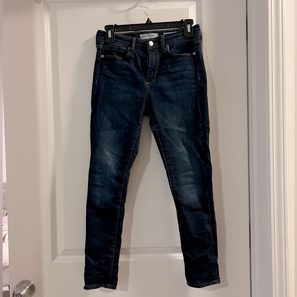 Dark blue jeans, high rise, premium Banana Republic, size 27P